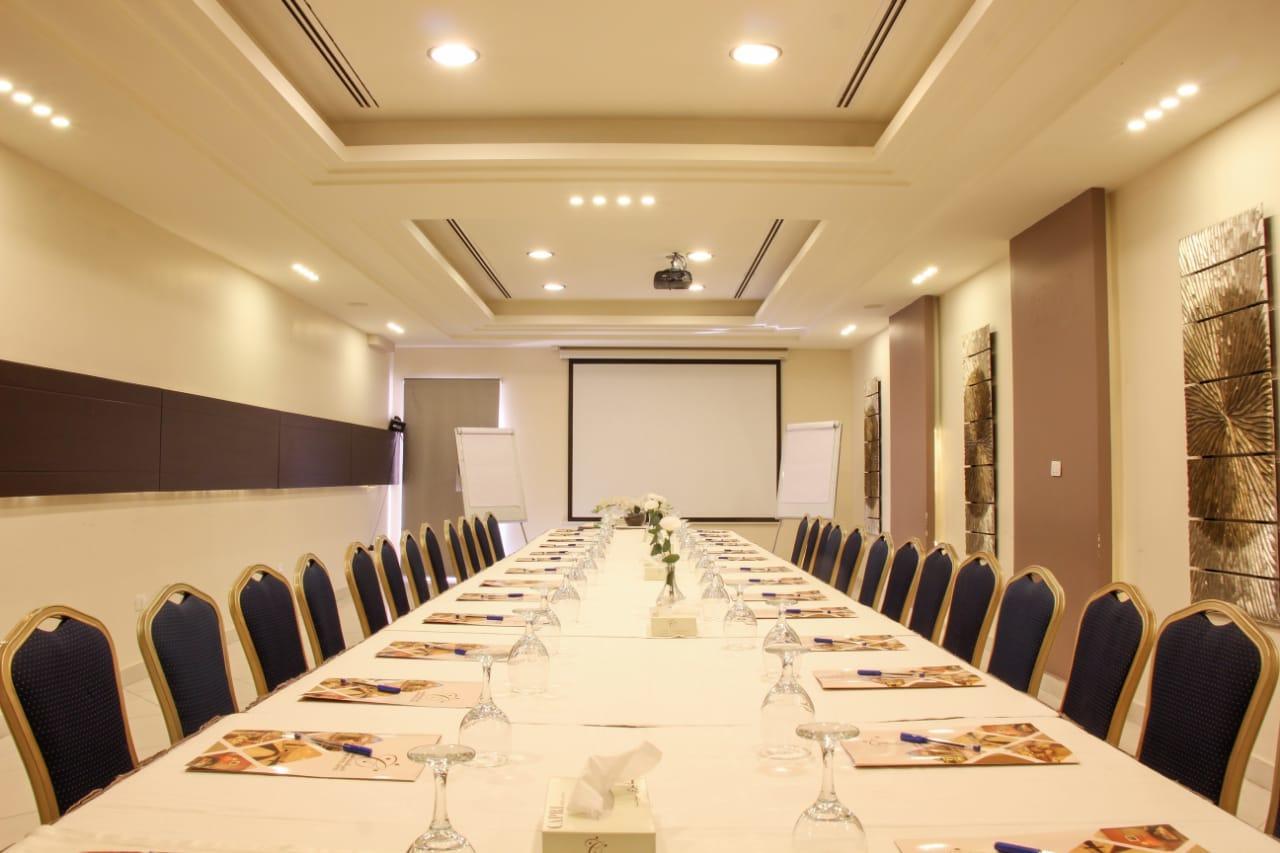 Capri Hotel Suites Amman Exterior photo