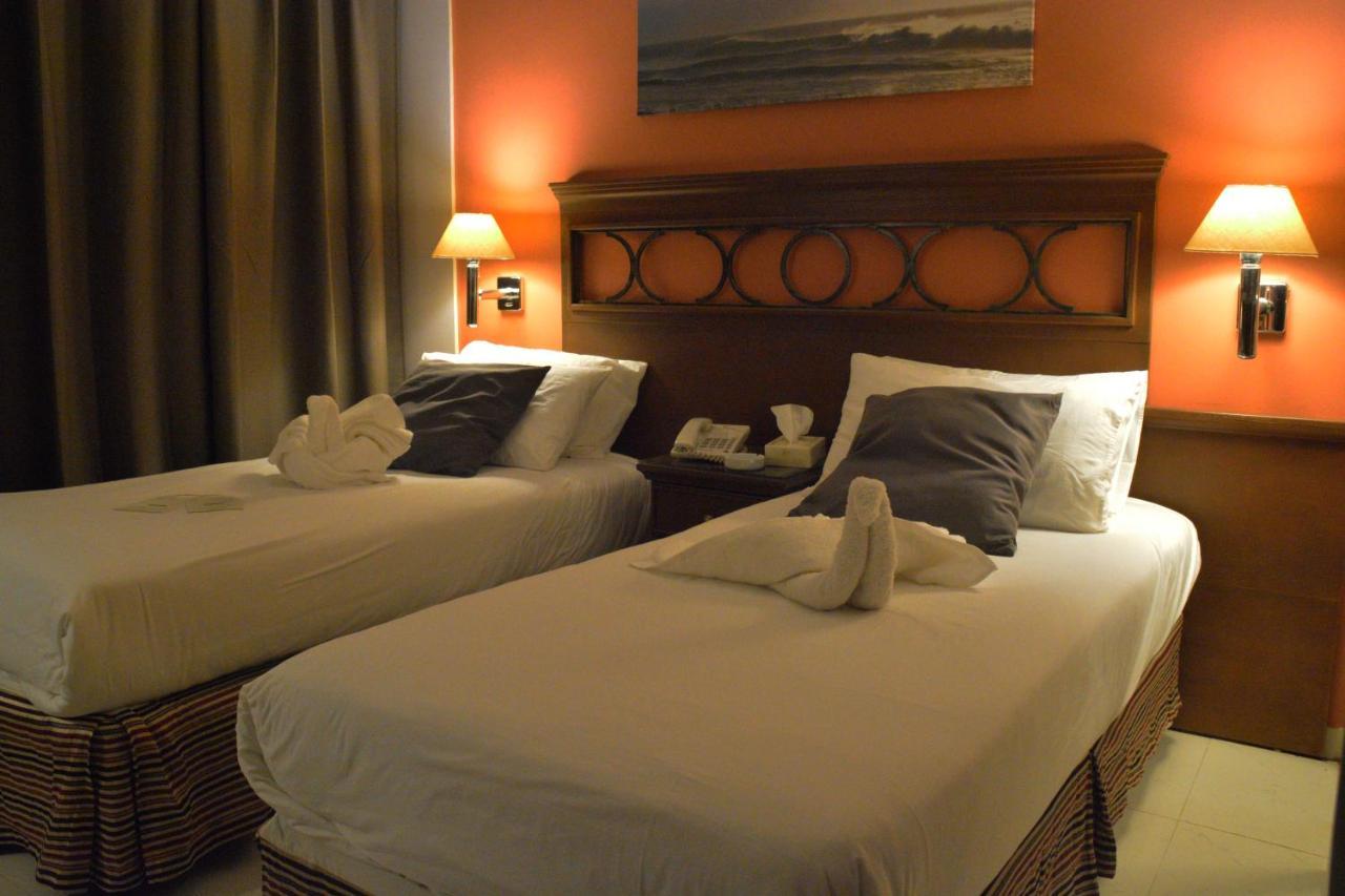 Capri Hotel Suites Amman Exterior photo