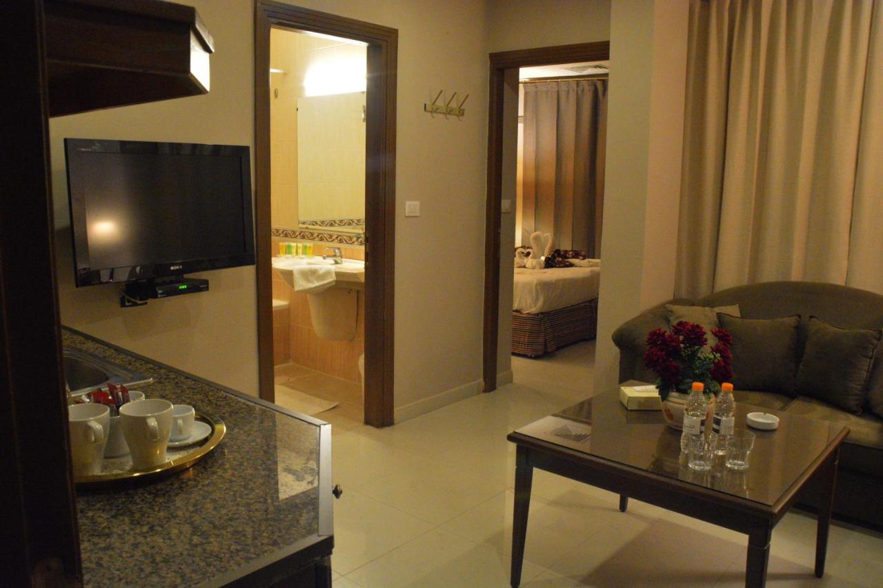 Capri Hotel Suites Amman Exterior photo